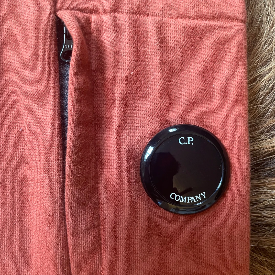 Röd tröja från C.P. Company - 2