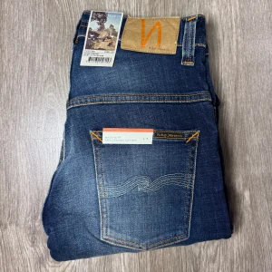 Nudie Jeans - | Helt nya Nudie jeans | För mer frågor är det bara att skriva | Ny pris ca 1499 |