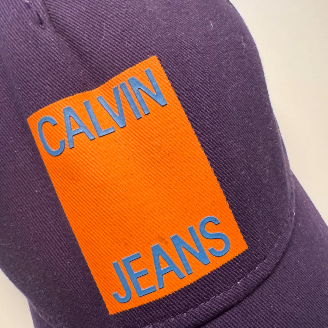 Lila keps från Calvin Klein Jeans - 1