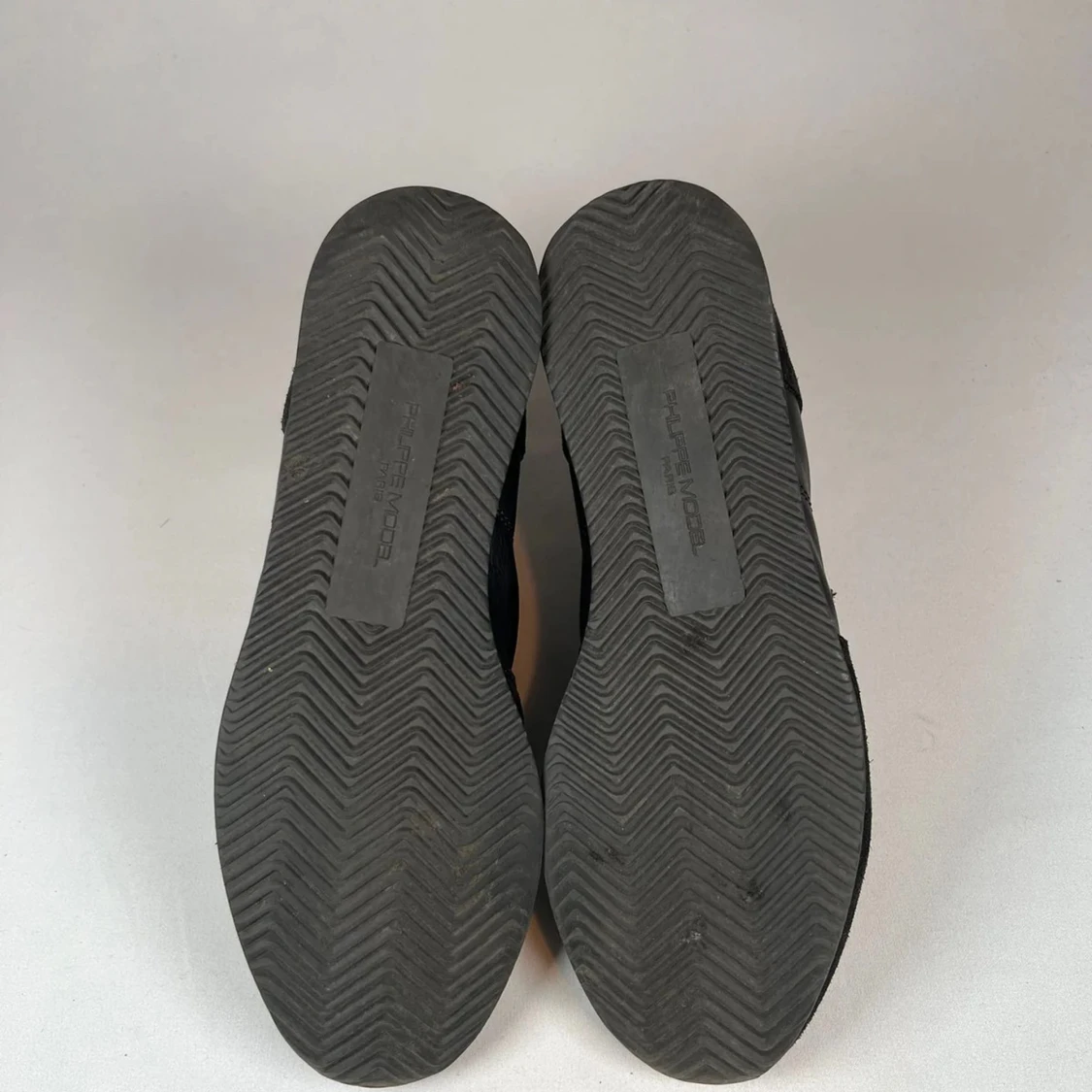 Svarta Phillipe Model TRPZ - 4