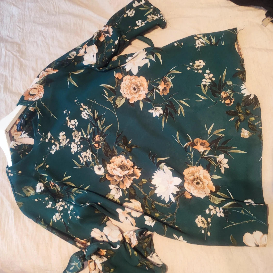 Blommig blus från Dorothy Perkins - 4