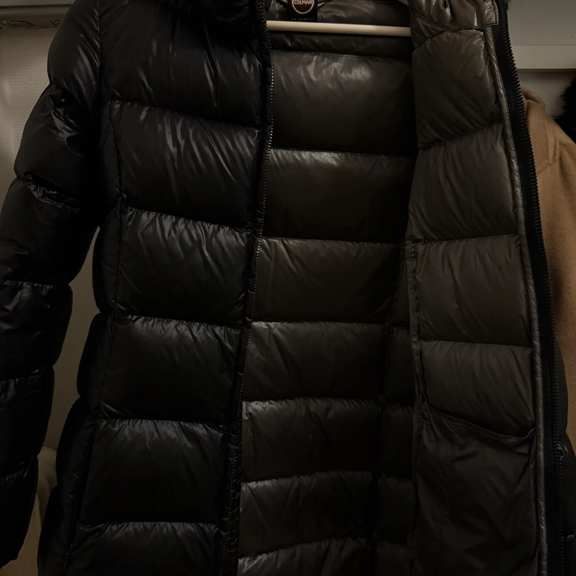 Svart dunjacka från Colmar - 3
