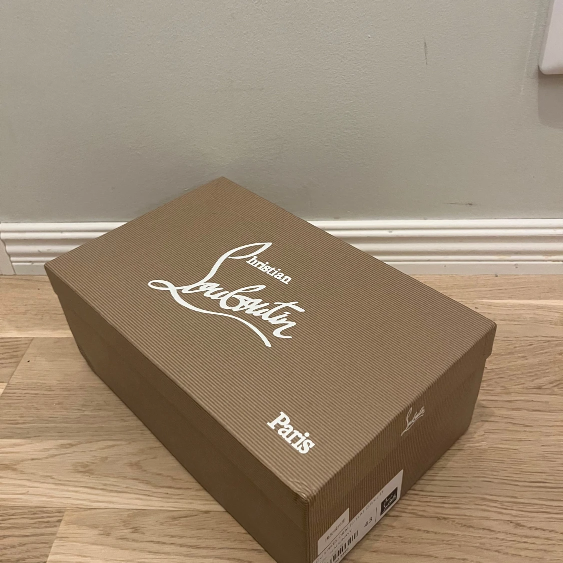 Sneakers från Cristian Louboutin i bra skick \vill få det sålt fort/ - 4