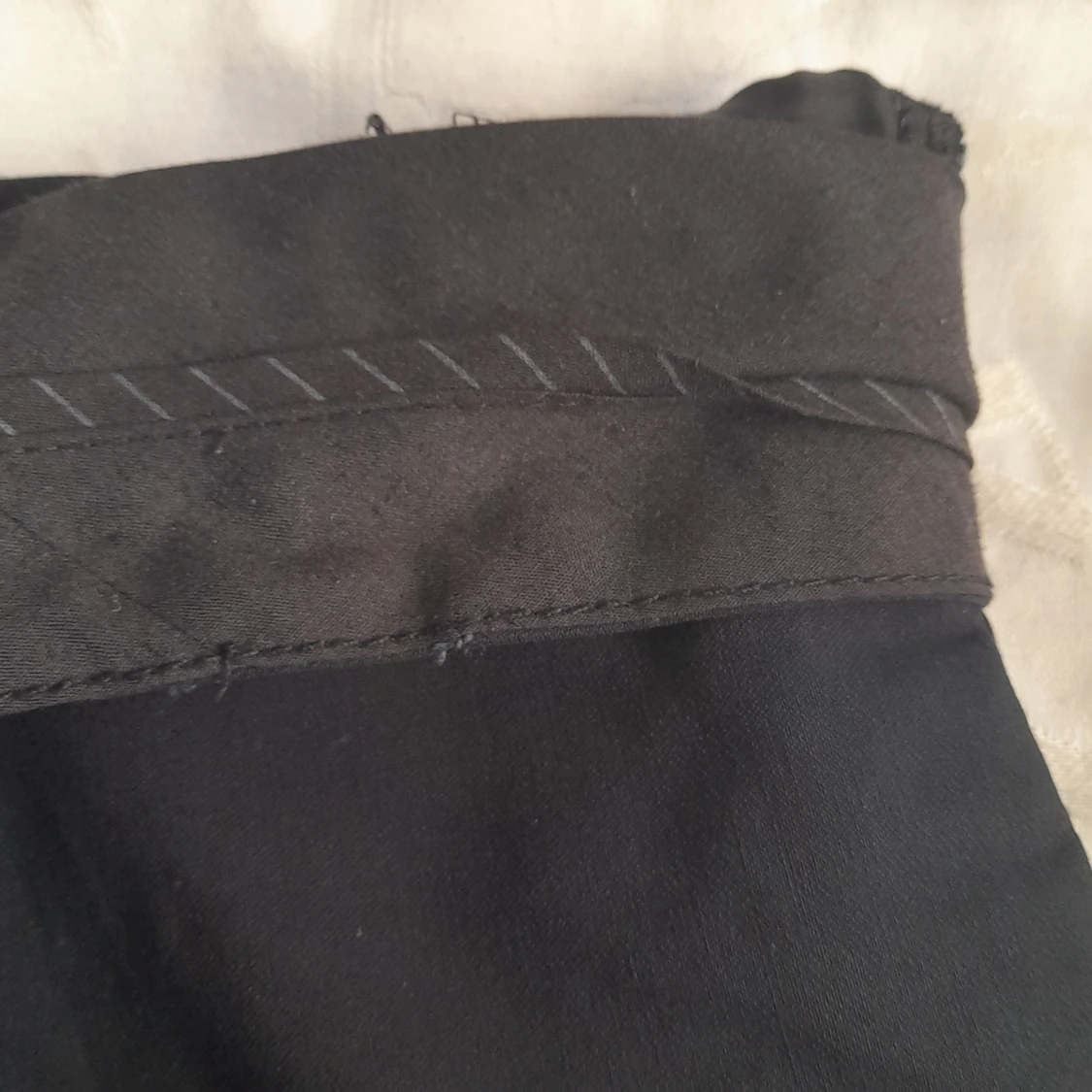 Marinblåa kostymbyxor från KappAhl - 92