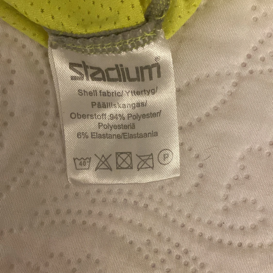 Gul linnetopp från Stadium - 91