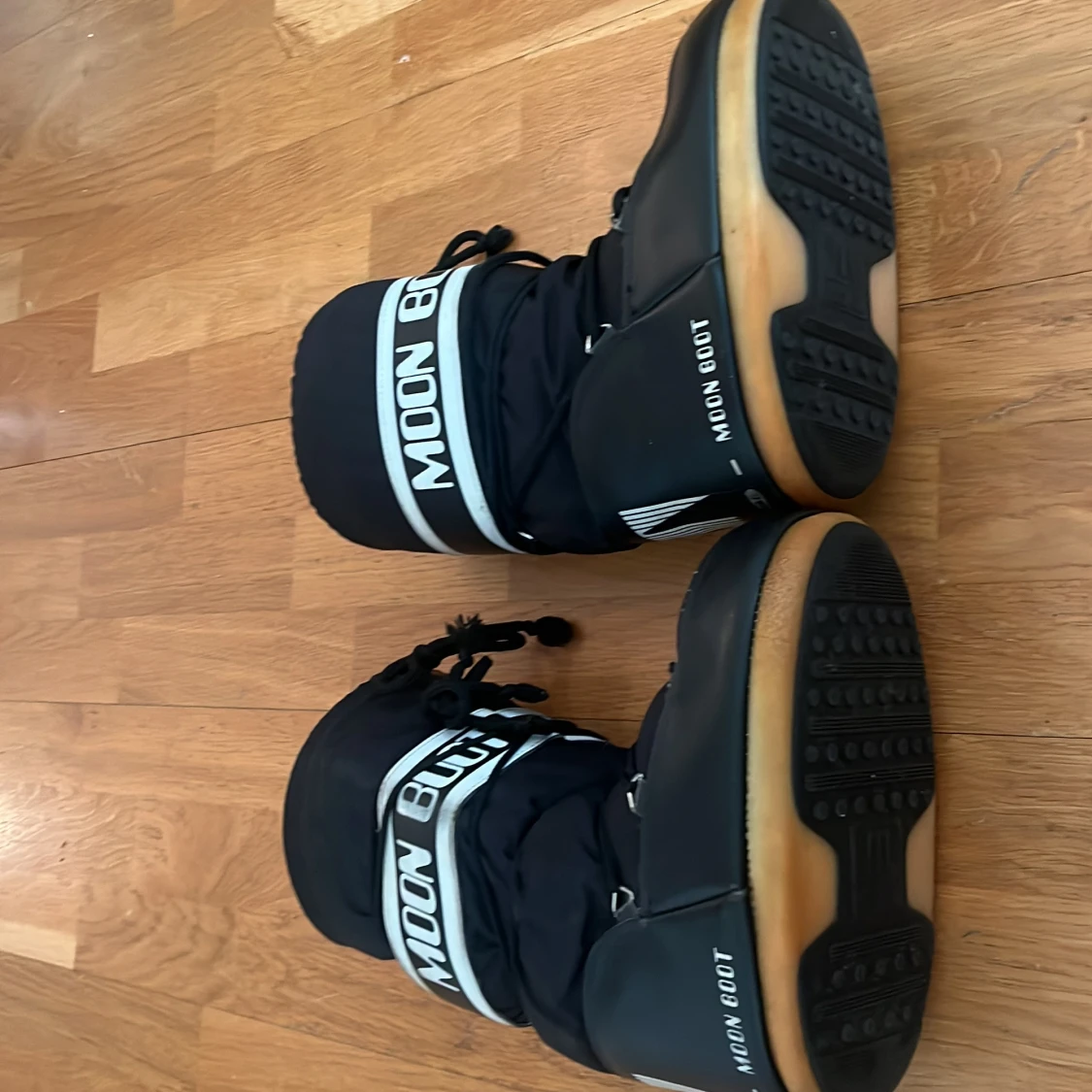 Svarta Moon Boots - 93