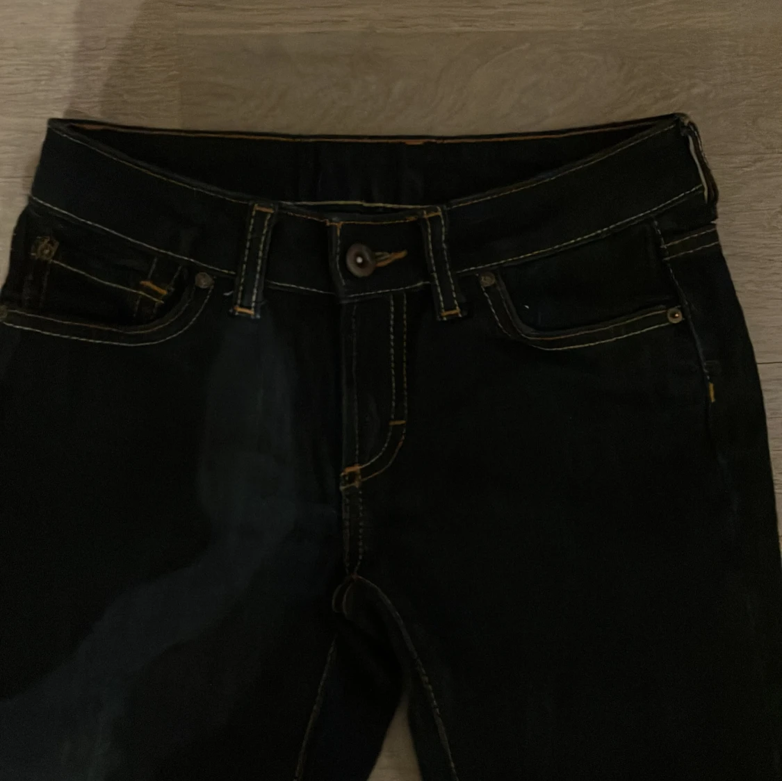 Super snygg Svarta jeansbyxor skinny low Waits💗 - 90