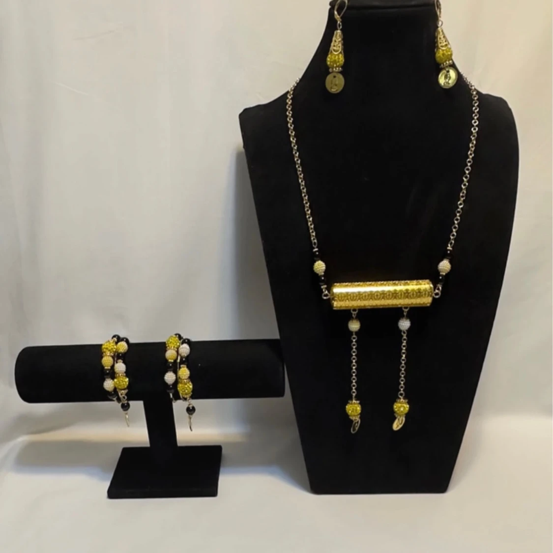 Jewelry smycken  - 90