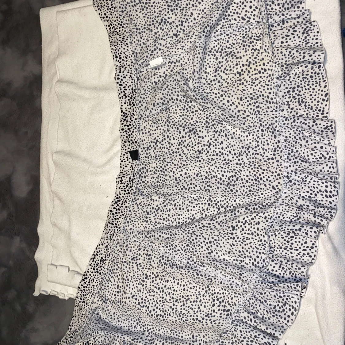 Svart vit justerbar kjol - 90