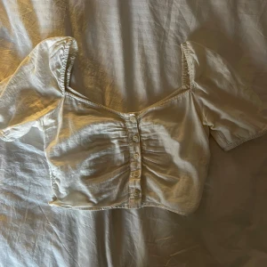 Monki Square neck - Square neck från monki💓PM för bättre bilder!