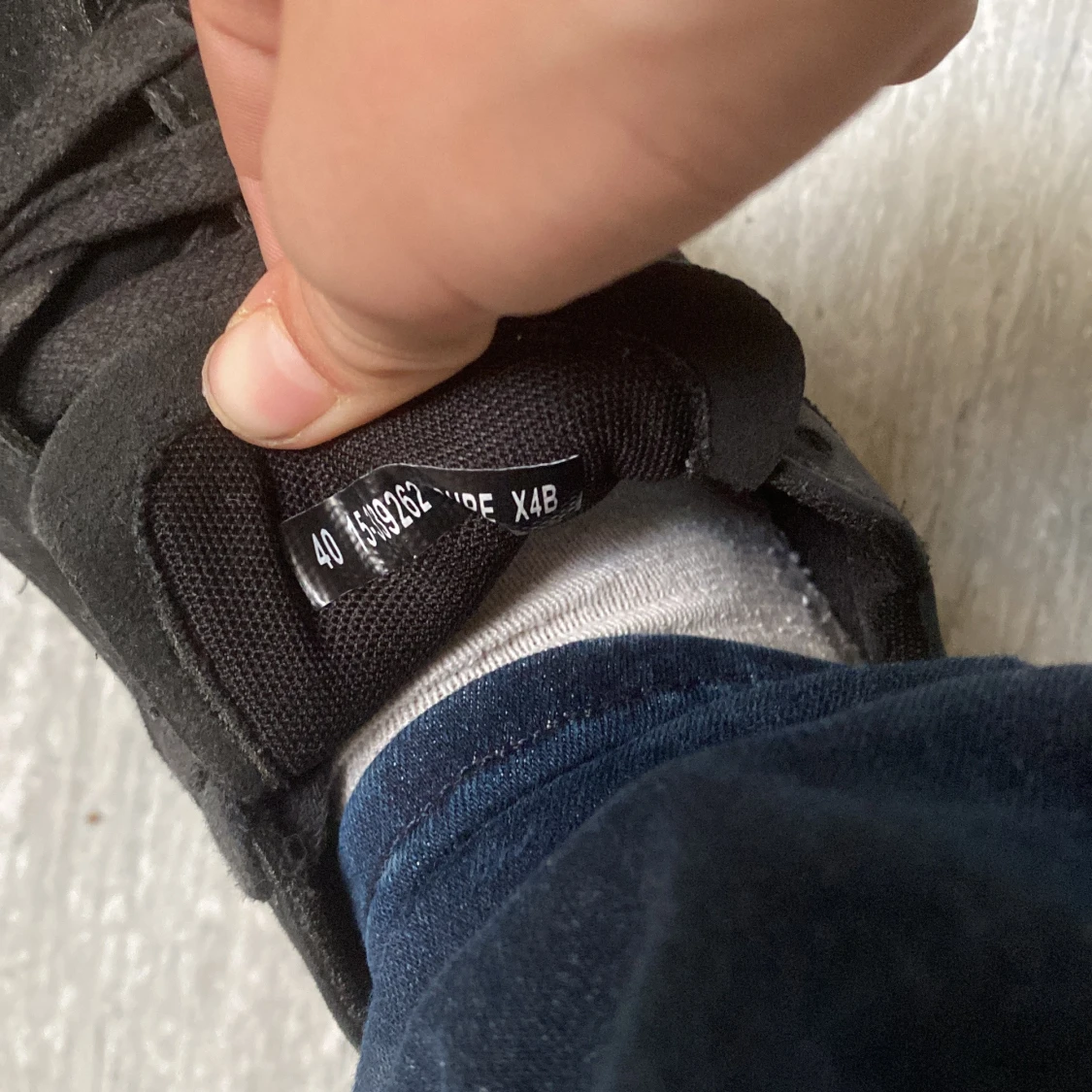 Svarta sneakers i mocka - 91