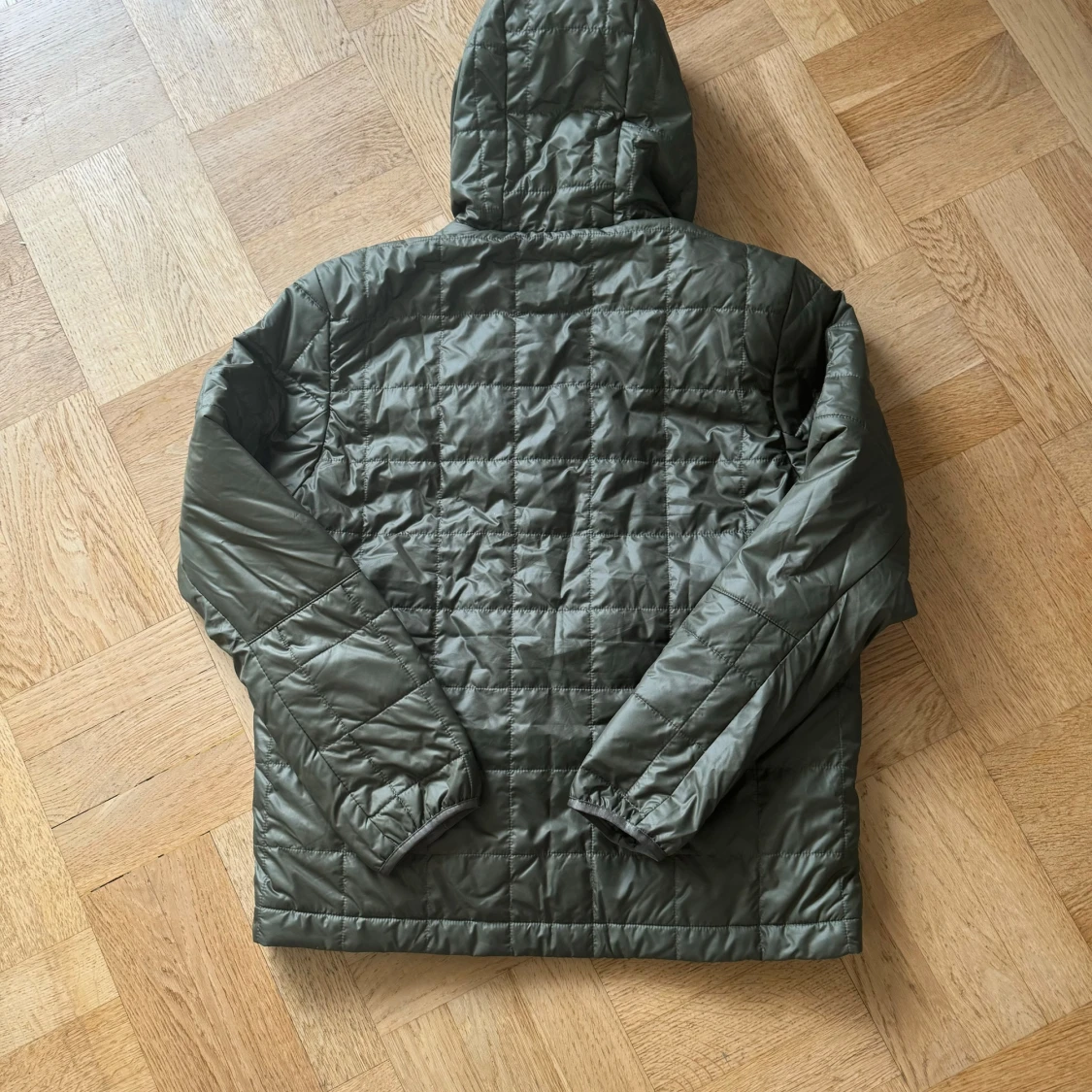 Grön quiltad jacka från Nike - 90