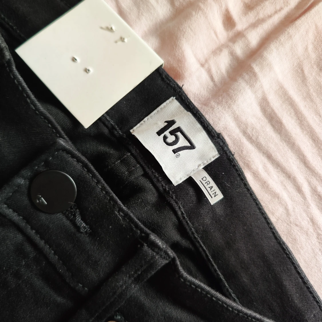 Svarta jeansbyxor - 4