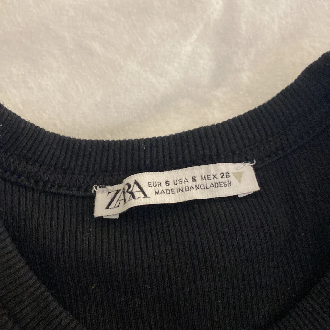 Helt nya bas t-shirts från Zara! - 2