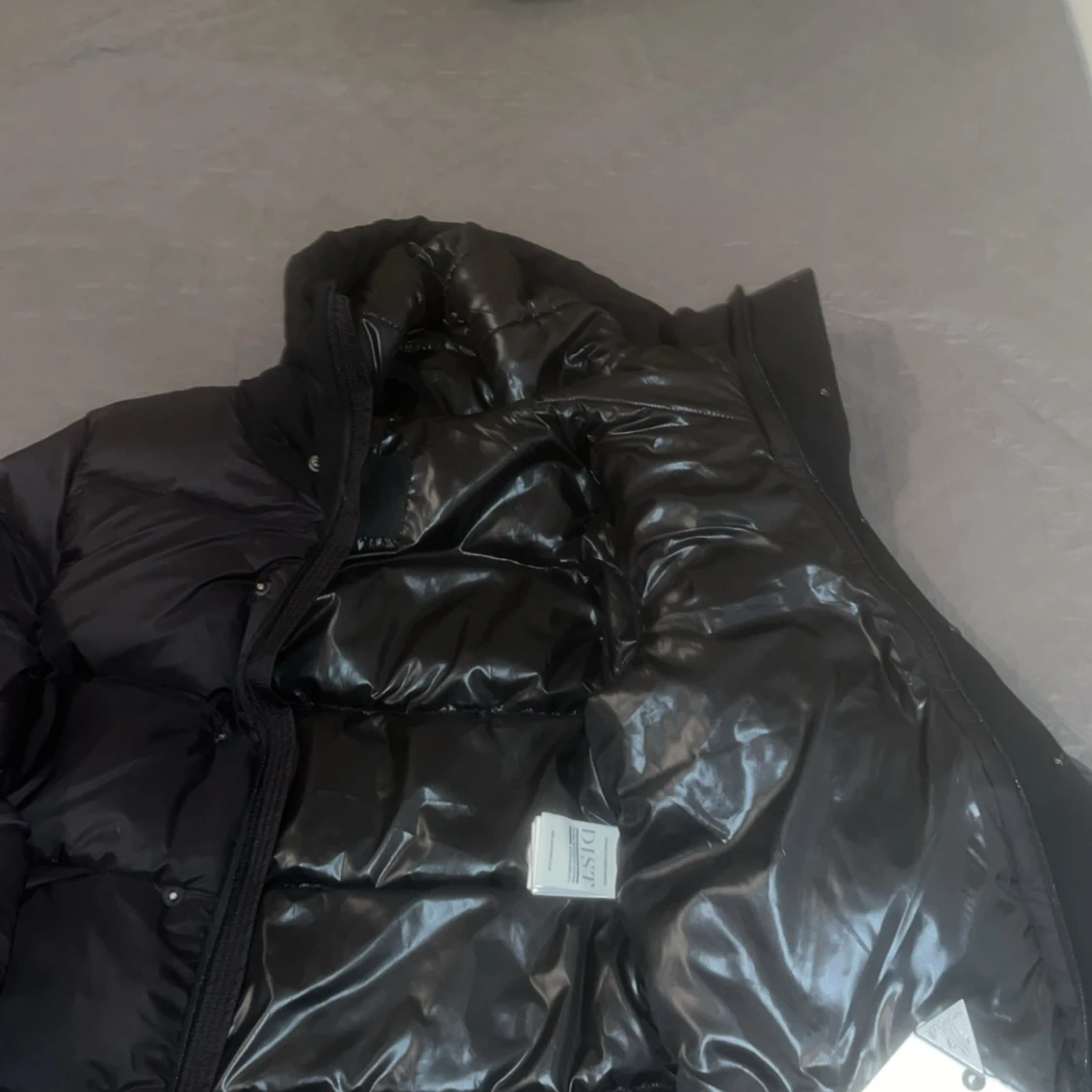 Svart dunjacka från Moncler - 3