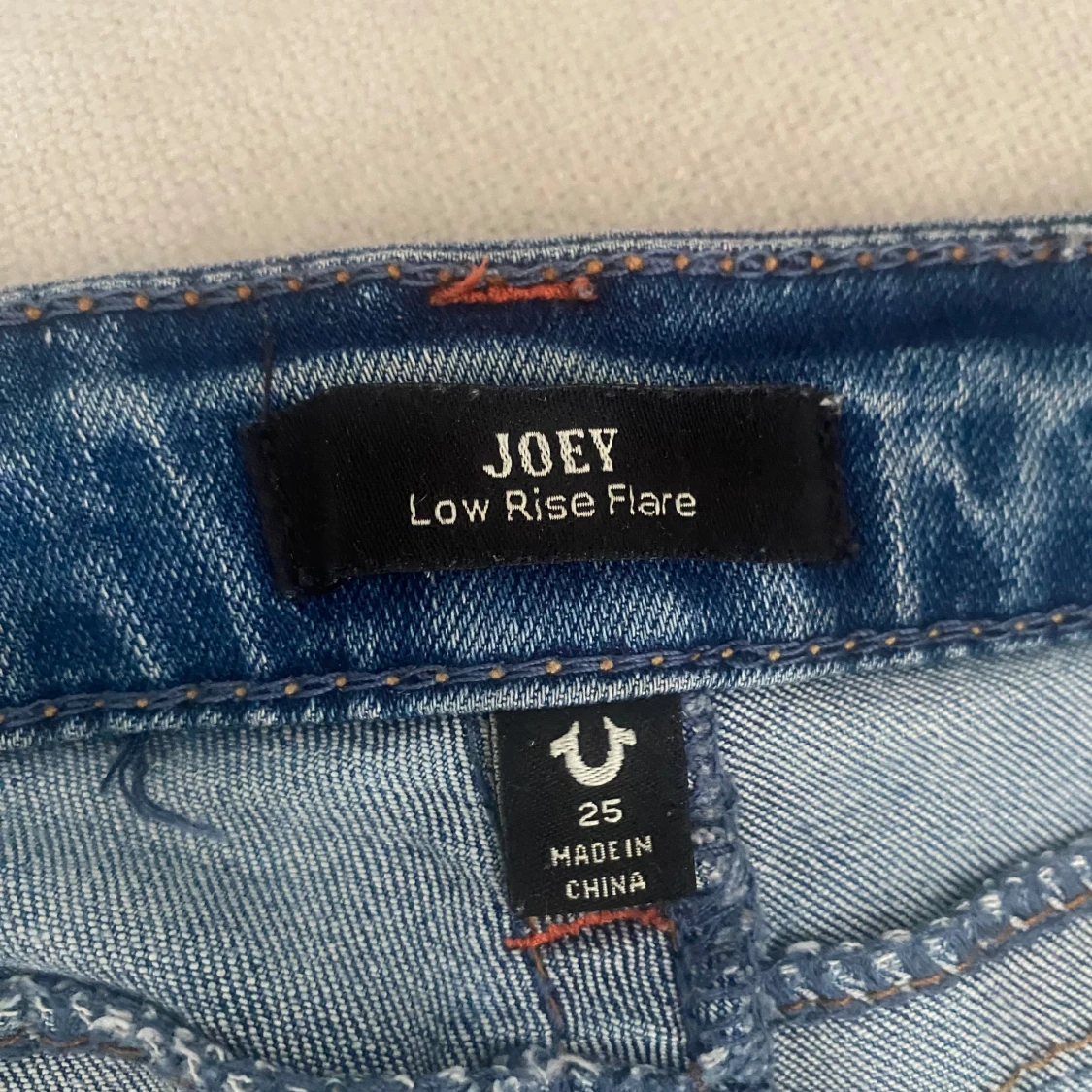 Blå jeans från True Religion - 3