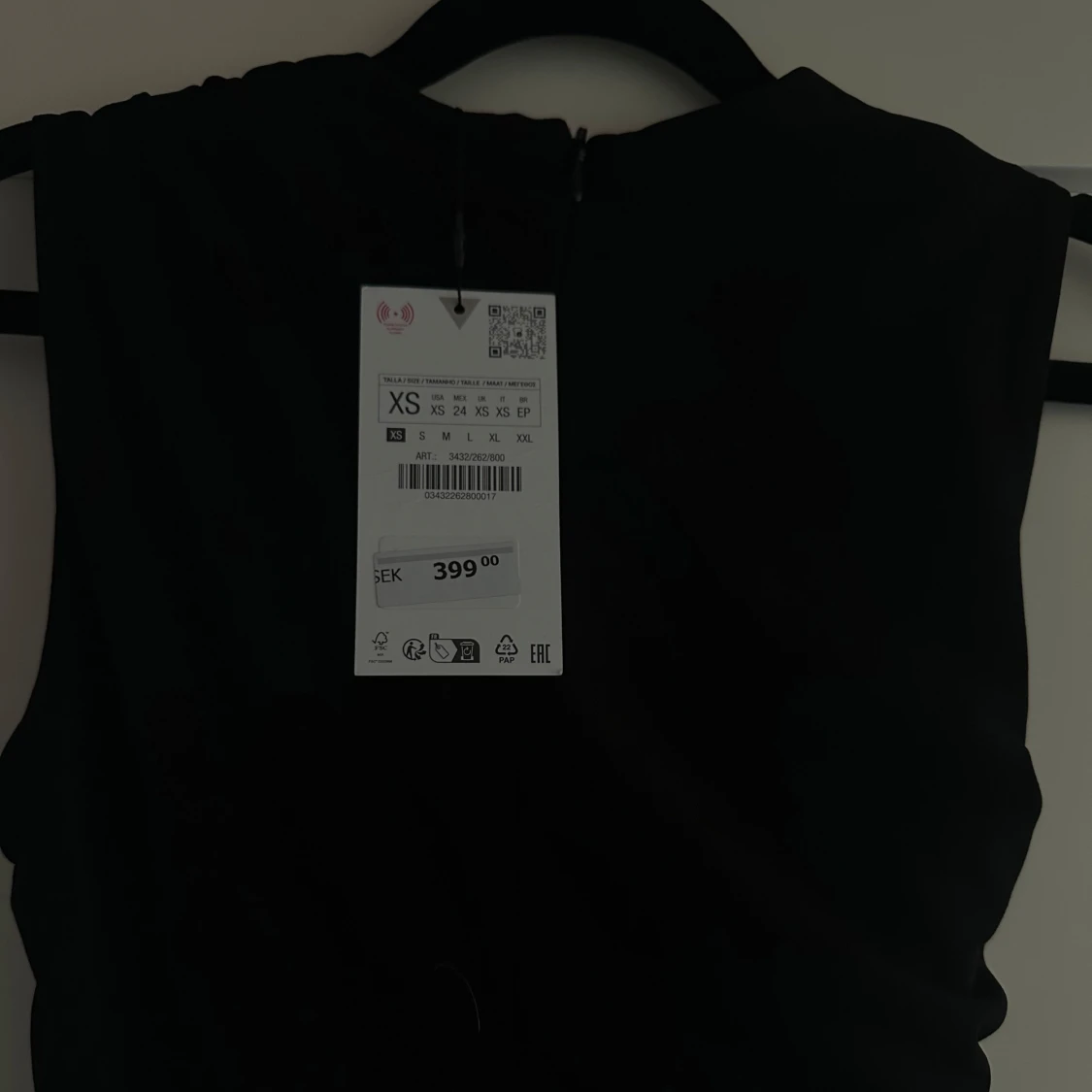 Svart Zara klänning  - 92