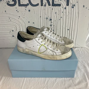 Philippe model - Skick 7/10 Storlek 43 Box finns!