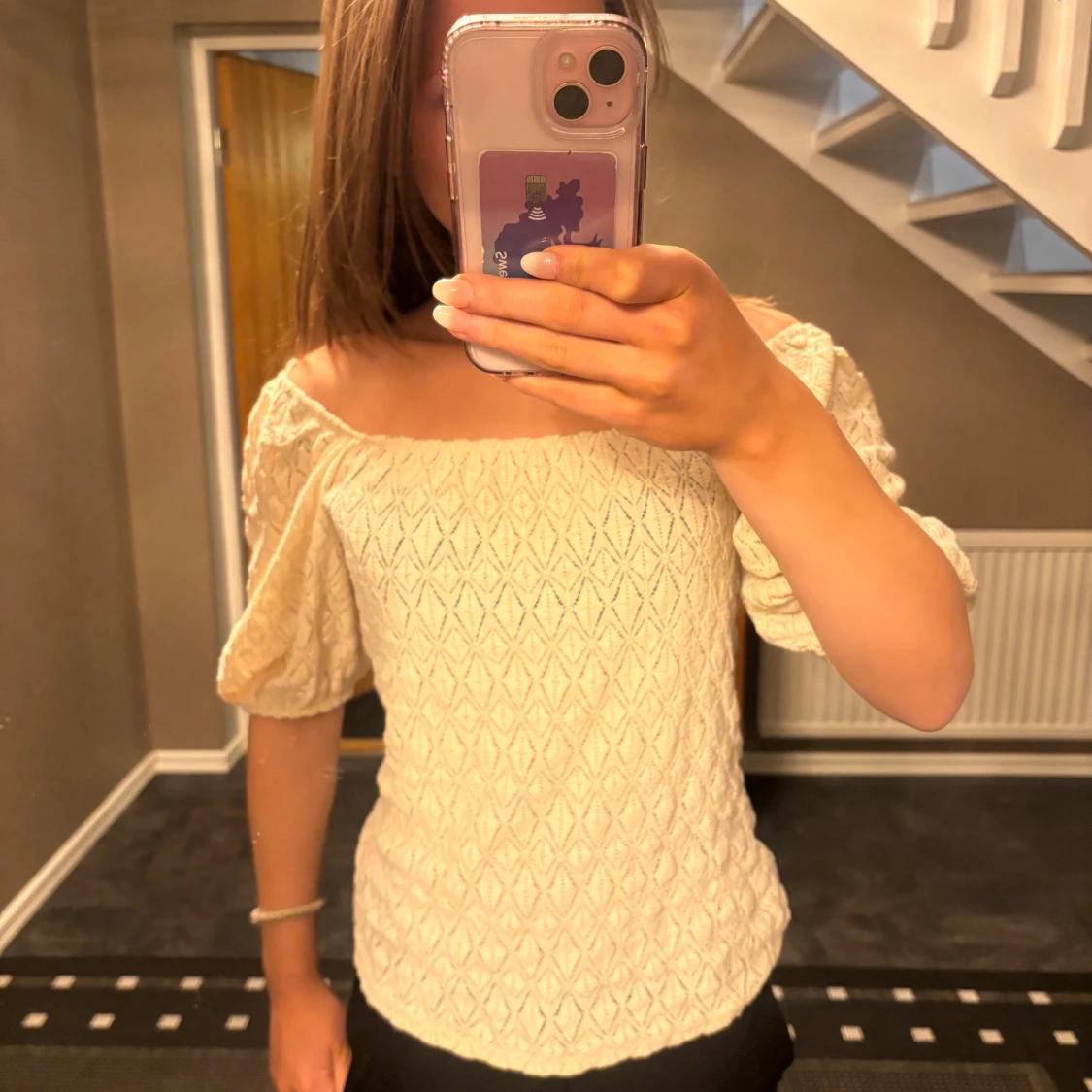 Vit offshoulder topp