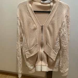 Zara zip up  - Fin men använder inte längre.