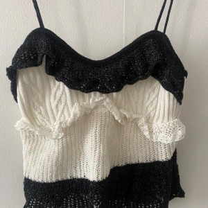 Zara volagtopp  - Zara festtopp, använd endast en gång. Storlek S skulle nog även passa xs💕 