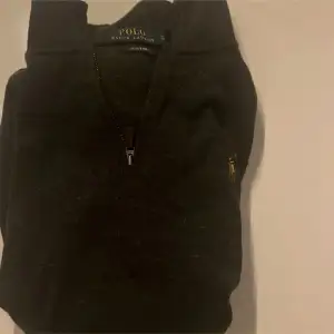 Jätte fin Ralph luren Half zip 1249  Använd 2 gånger 