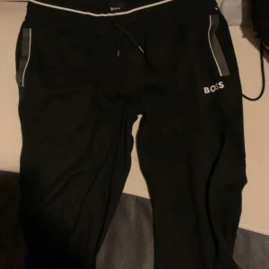 Boss byxor - Skick 10/10, XL men passar L också
