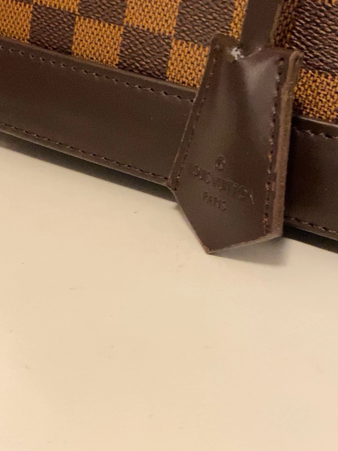 Brun rutig handväska i läderlook - 2