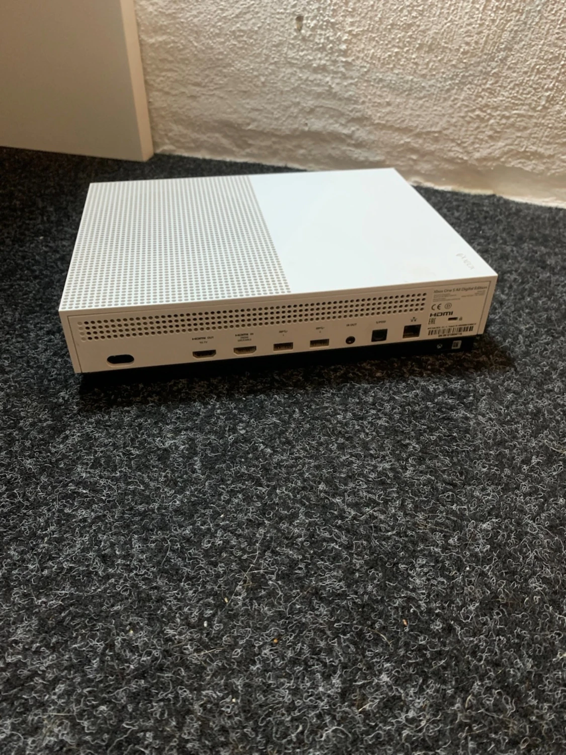 Xbox One S vit spelkonsol med handkontroll - 2