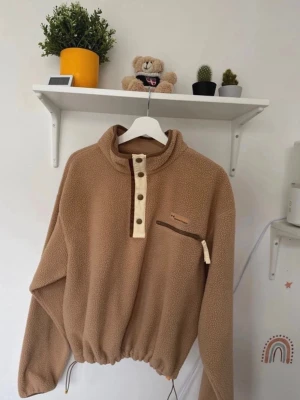 Beige fleece-tröja med dragkedja - Oanvänd 