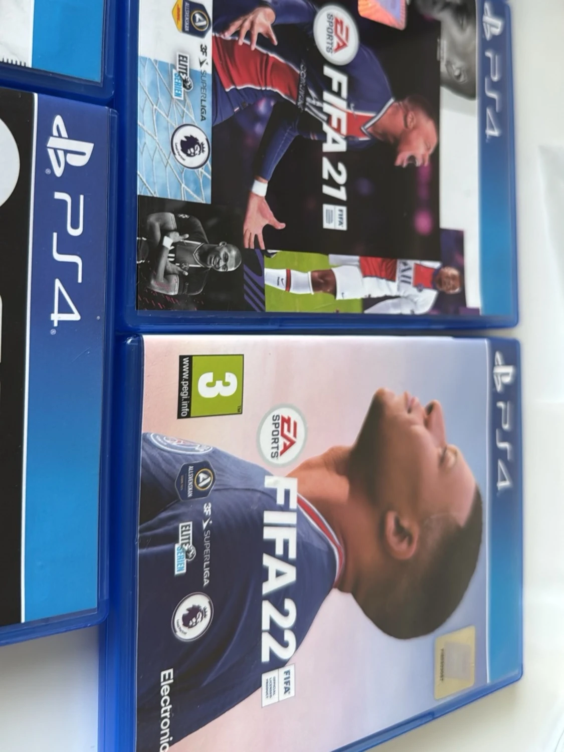 Samling FIFA & FC PS4-spel - 2