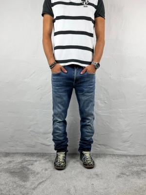 Replay jeans  - Ett par riktigt snygga jeans från Replay i storlek W31 L32 i modellen Anbbas 