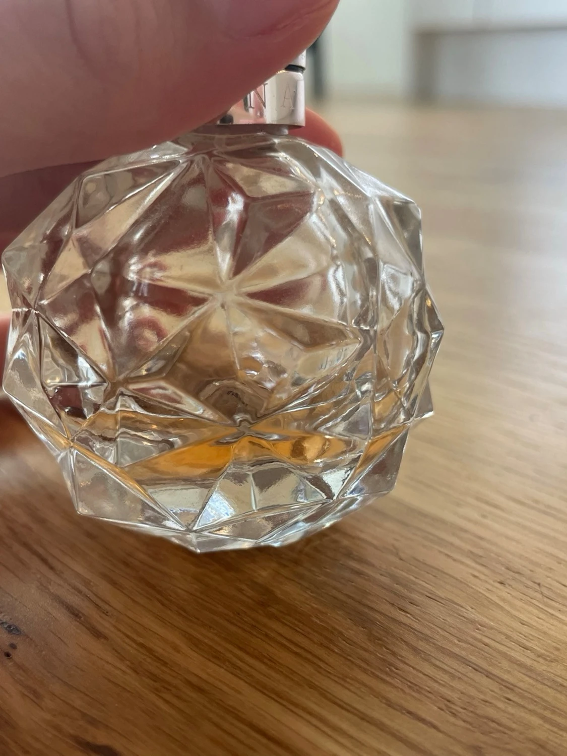 Parfymflaskor med diamantmönster - 2