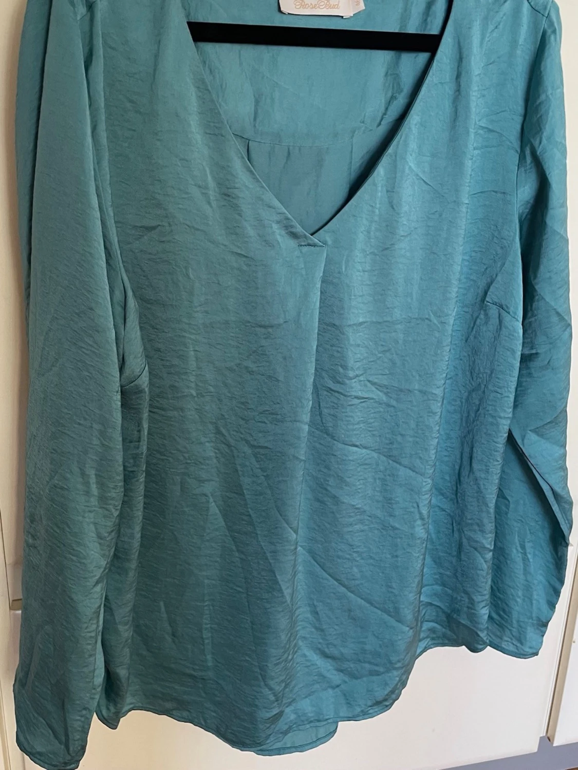 RoseBud v-ringad blus stl 46 - 1