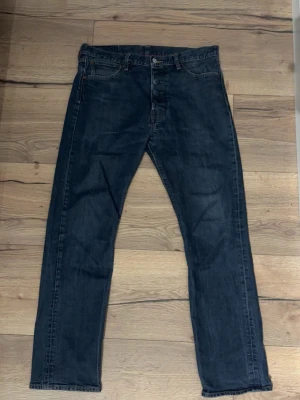Levis jeans  - Säljer Levis jeans nya skickas direkt efter du beställt W34 L32