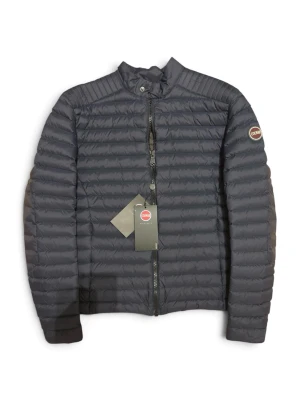 Colmar jacka - Riktigt snygg colmar jacka.                                               Storlek 48 = Medium.                                                       Skick - helt ny med etiketter.                                         Nypris ~ 3400kr.                                                              Självklart äkta.                                                                  Postas inom 24 timmar.