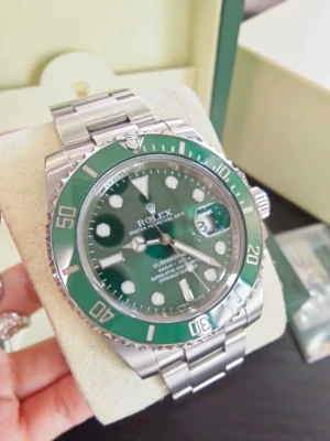 Pre-owned watches - While doing a deep clean at home, I came across an unused watch. I’m giving it away to someone who needs it—first come, first served.