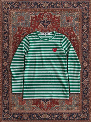 Comme Des Garçons tröja - Comme des garçons tröja, i S men skulle säga att den passar Xs, runt 155-160