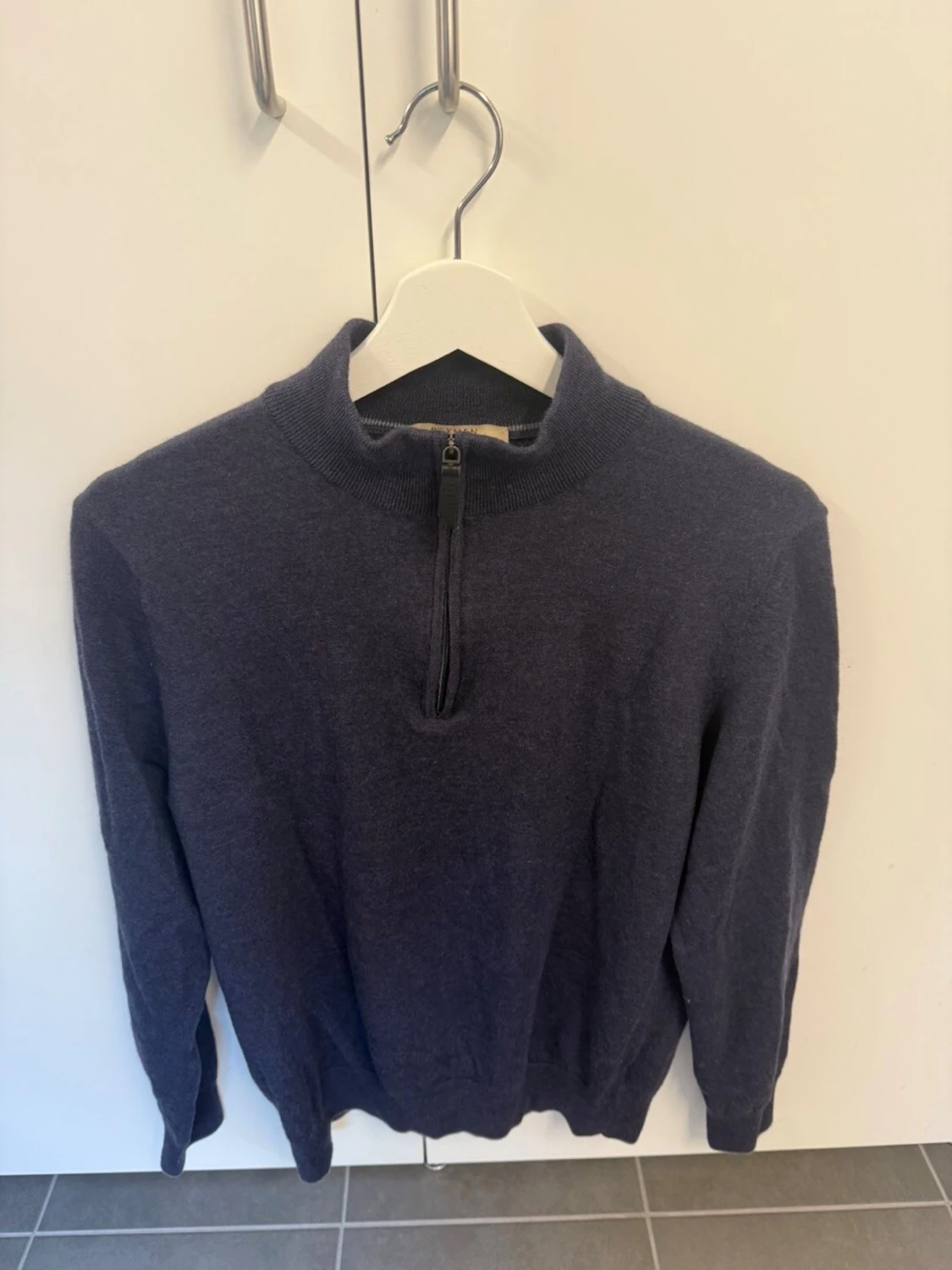 Beymen mörkblå tröja zip, Storlek XL men sitter som XS 100% Ull - 1