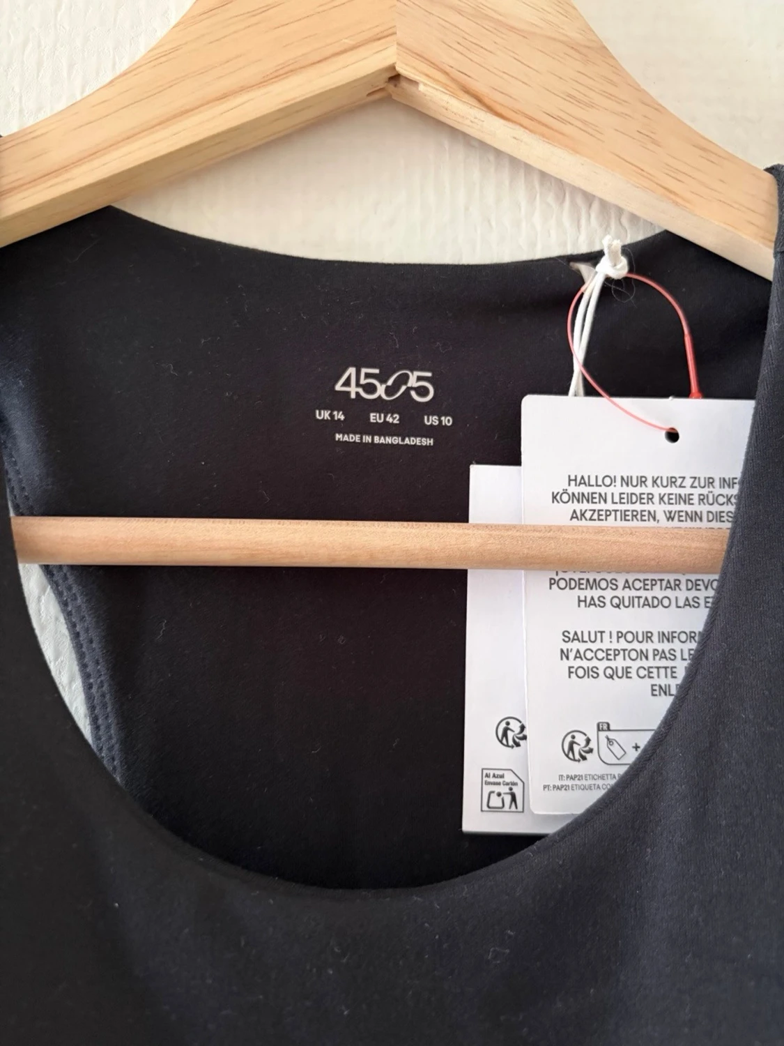 Svart topp från Asos  - 1