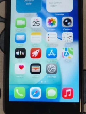 Phone Se 2020, iOS version 26,funkar  - iPhone Se 2020, iOS version 26,funkar bra