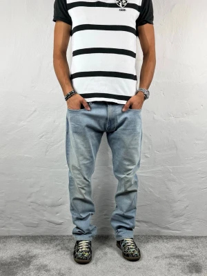 Replay jeans  - Ett par riktigt snygga jeans från Replay i storlek W31 L30 i modellen Rocco 