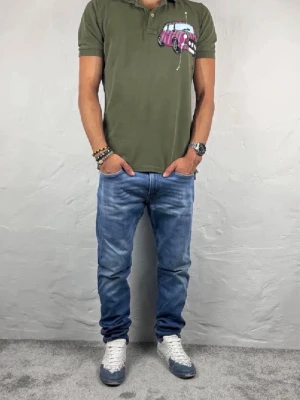 Replay jeans  - Ett par riktigt snygga jeans från Replay i storlek W32 L30 i modellen anbbas hyperflex 