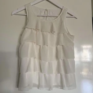 Volang topp - Supergullig volang topp💗