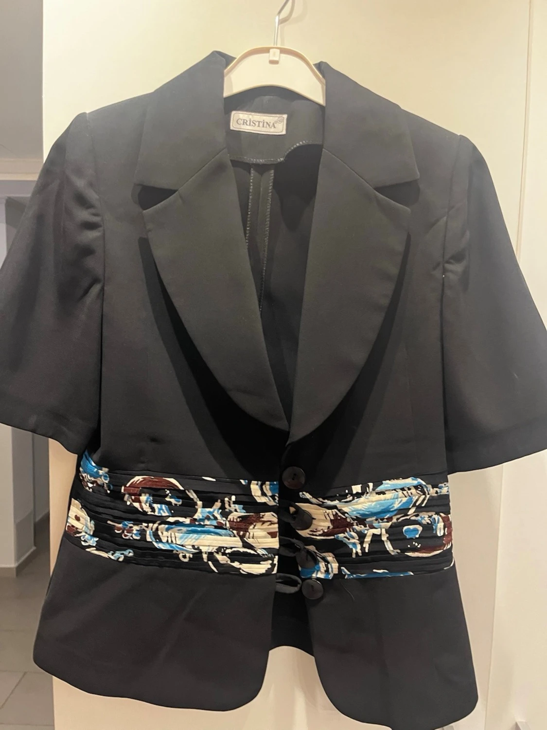 Svart dress med blått mönster - 3