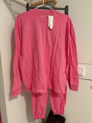 Victoria’s Secret set - Kolla gärna in alla mina andra annonser 🌸