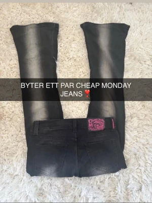 BYTER MINA CHEAP MONDAY JEANS - Söker någon som vill byta mina cheap monday jean mot ett par andra❣️ strl 26/30