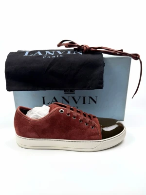 Lanvin Captoe (Helt nya) - Lanvin Cap Toe sneakers | Storlek UK 9 / 43 | Skick 10/10  | Helt nya aldrig testade | Tillbehör: Box | Nypris ca 5200kr | 100% autentiska | 