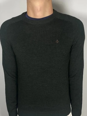 Morris merinoull tröja - 👕 Plagg: merinoull tröja                                                                 📏 Storlek: S                                                                🏷️ Märke/Modell: Morris                                            ✨ Skick: Fint skick                                                      💬 Vid frågor är det bara att skriva!                                                                                          🛍️ Gramenti