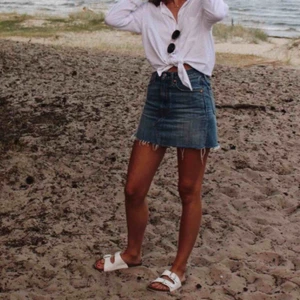  - Min kära kära jeanskjol från Levis som jag tyvärr växt ur. Den perfekta kjolen!!